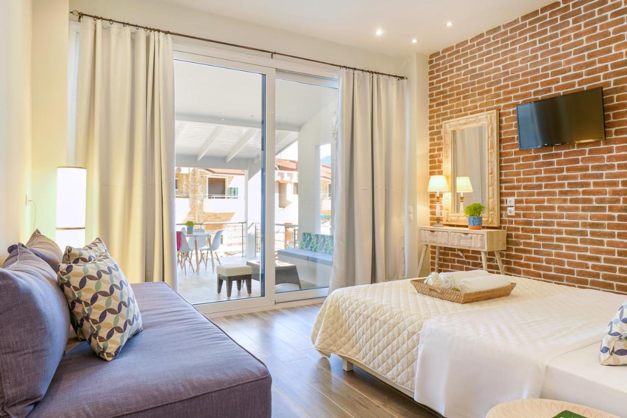 Golden Beachside Terrace Chrysi Ammoudia Exterior photo