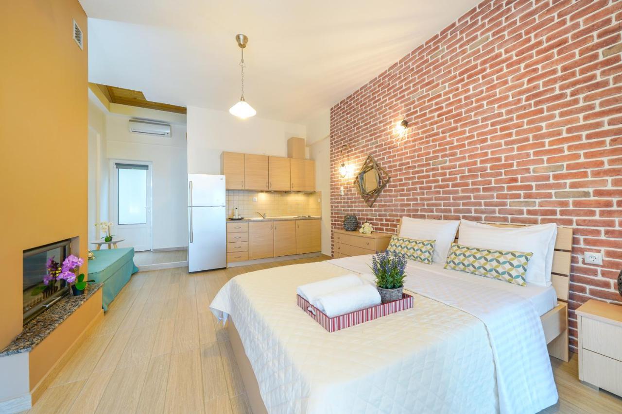 Golden Beachside Terrace Chrysi Ammoudia Exterior photo